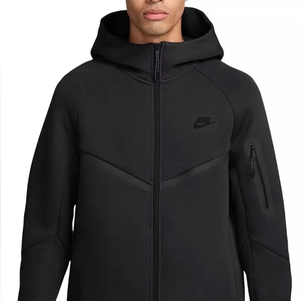 Nike Black Hooded Jacket with Zip Pocket